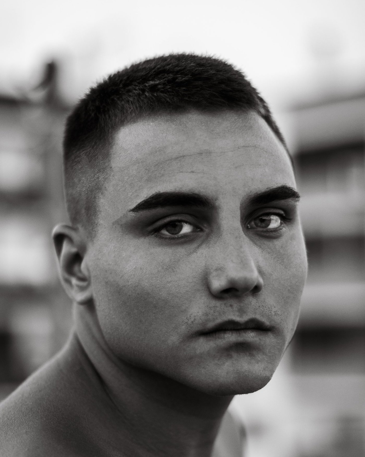 Retrato masculino en blanco y negro